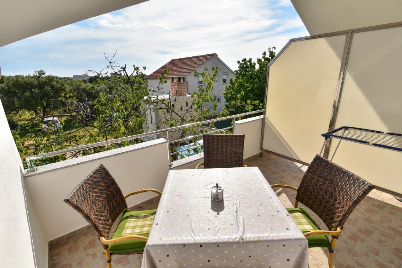 Nena Apartment Sukošan Exterior foto