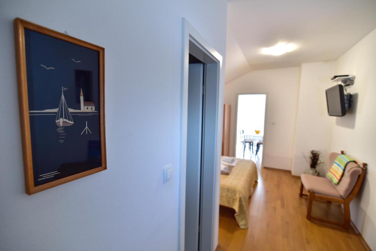 Nena Apartment Sukošan Exterior foto