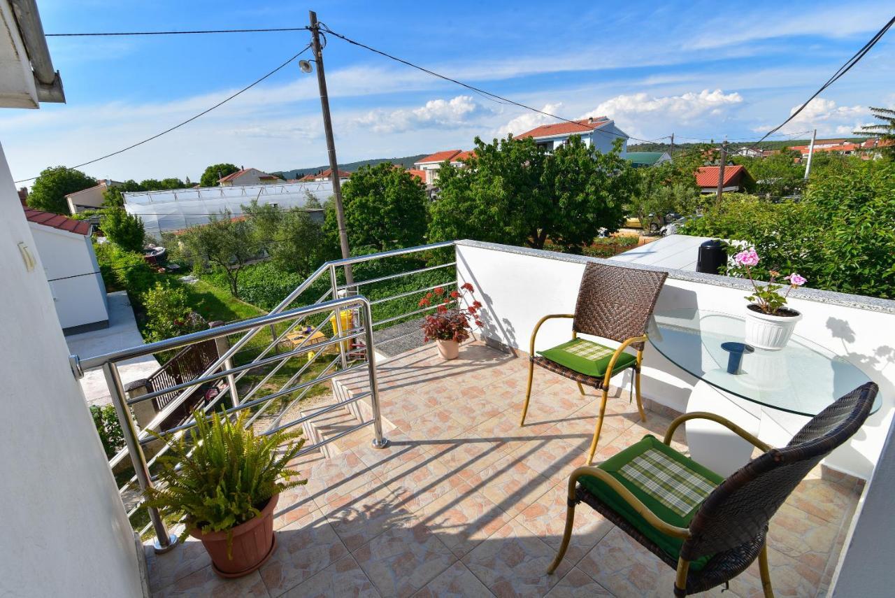Nena Apartment Sukošan Exterior foto